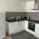 Duplex Proche Luxembourg شقة *
